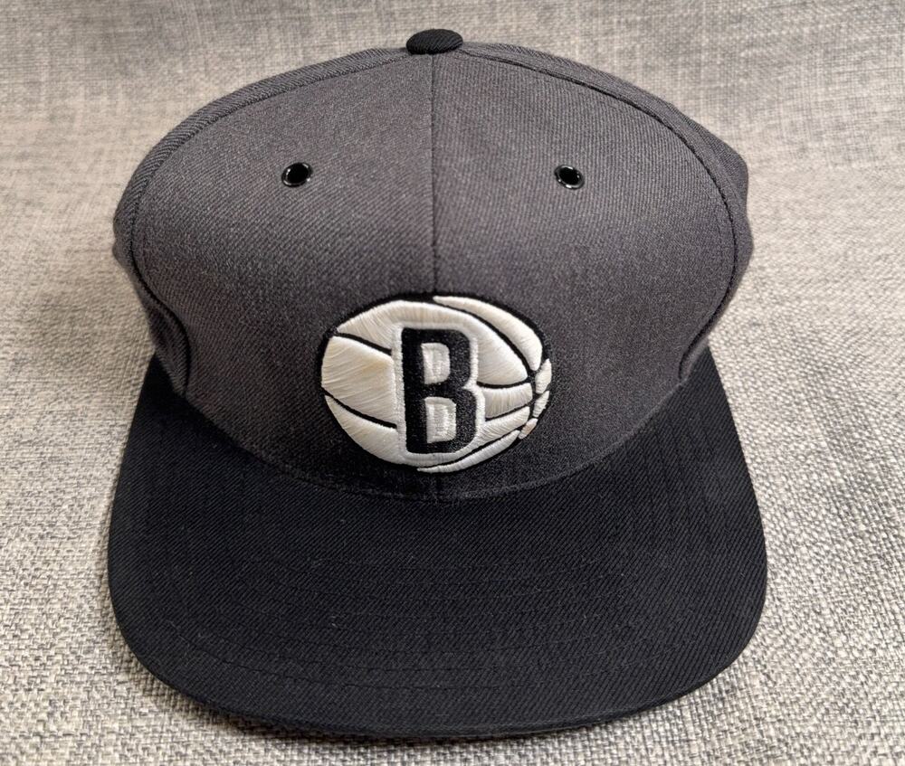 Mitchell & Ness Brooklyn Nets NBA Gray Black B Logo Snapback Hat Cap